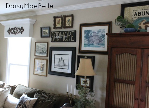 My Family Room Gallery Wall - daisymaebelle | daisymaebelle