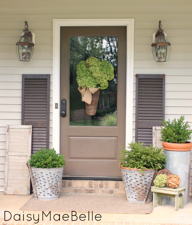 Decorating a Front Entry